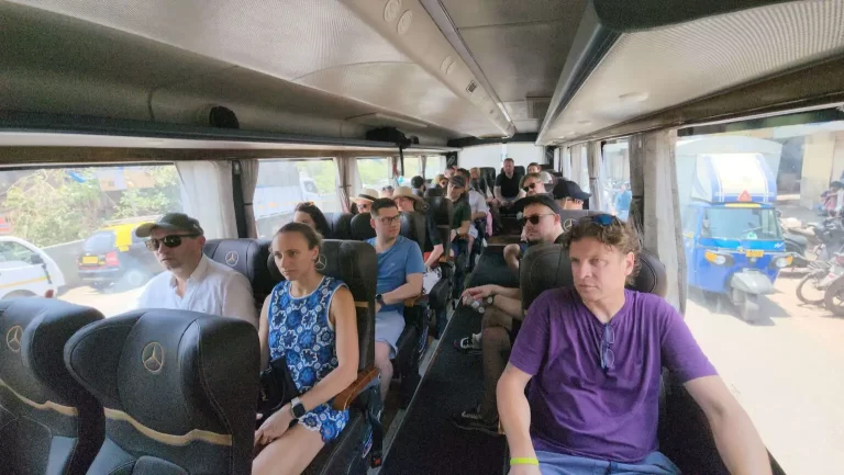 Read more about the article Exploring Mumbai: Essential Shore Excursions for Cruise Passengers