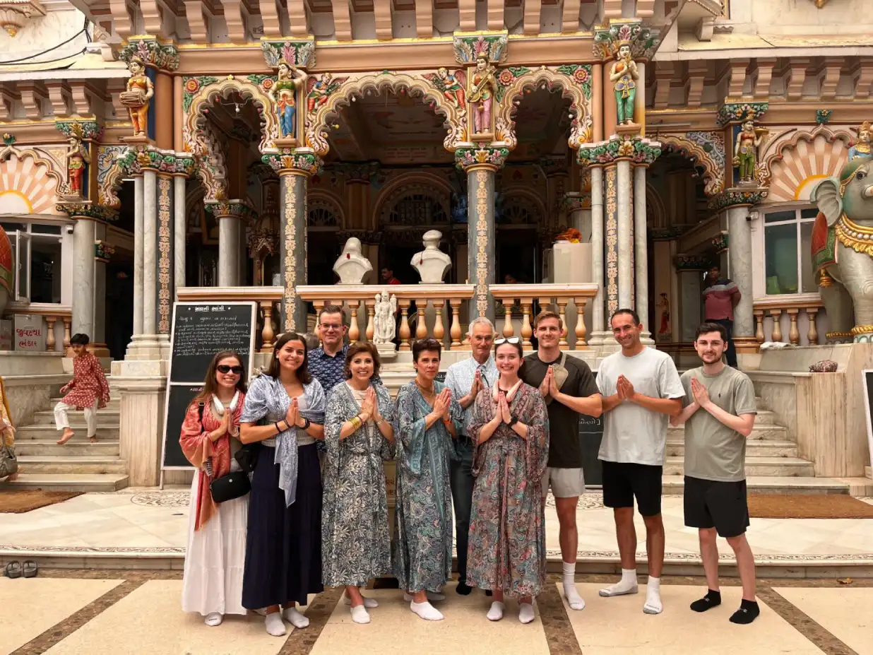 Read more about the article Immersing Yourself in Mumbai: How to Choose the Best Shore Excursion Tour with Passport Lifestyles