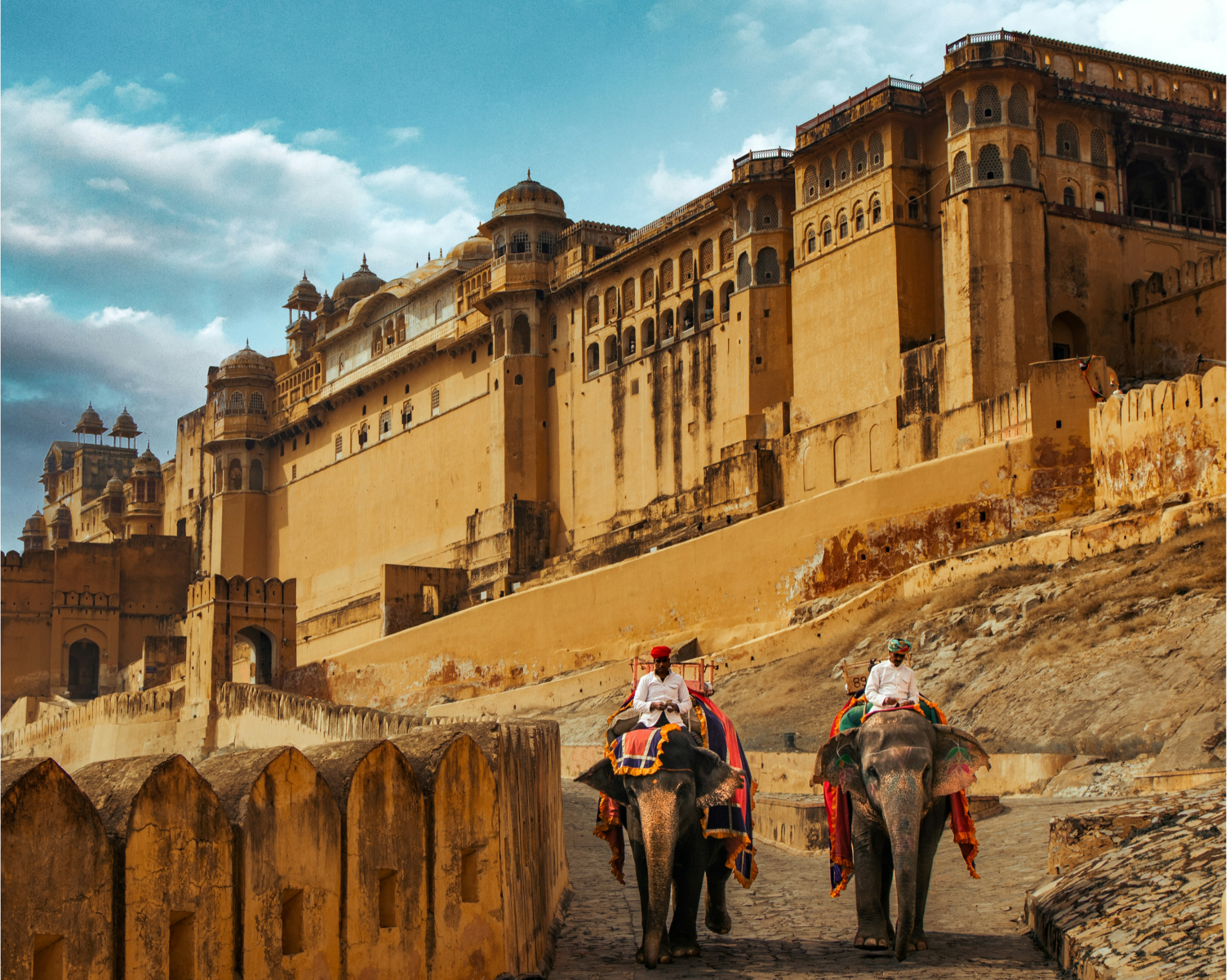Read more about the article The Ultimate First-Time Traveler’s Guide to India