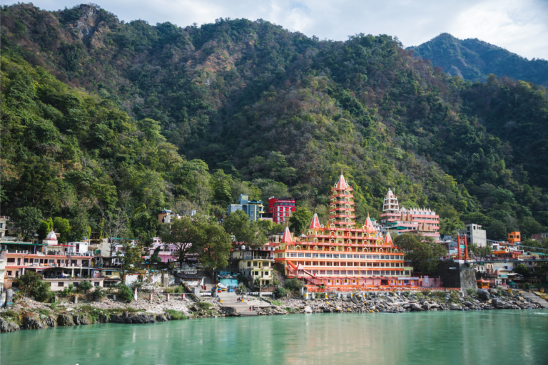 Read more about the article Spiritual India: Visiting Varanasi, Rishikesh, and Amritsar