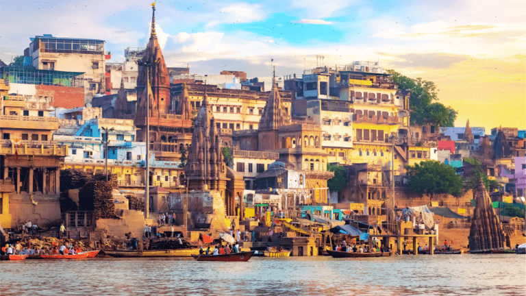 Read more about the article India on a Budget: Affordable Destinations and Tips for Saving Money on Your Journey