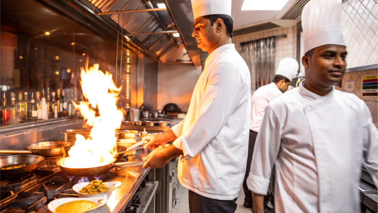 Read more about the article Top Restaurants to Dine in at India: A Culinary Journey for Canadian Travelers