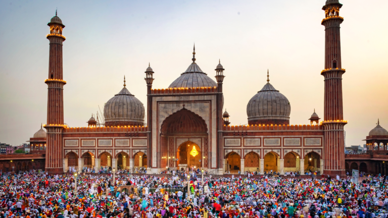 Read more about the article Exploring India’s Religious Diversity: Temples, Mosques, Churches, and More