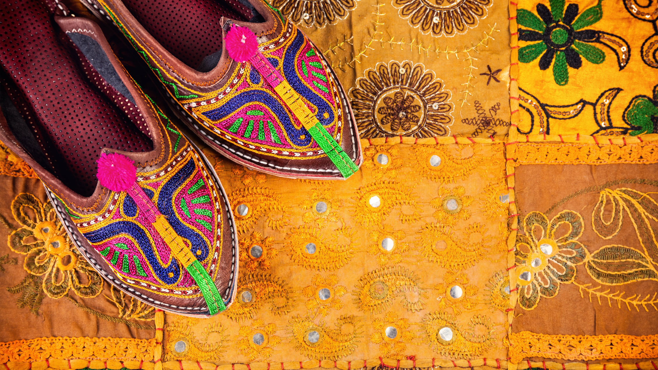 You are currently viewing Why Do Indians Remove Their Shoes Before Entering Homes and Temples?