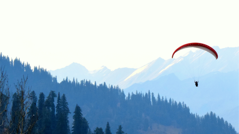 Read more about the article Top Adventure Sports in India: Where Canadian Travelers Can Find Thrills and Excitement